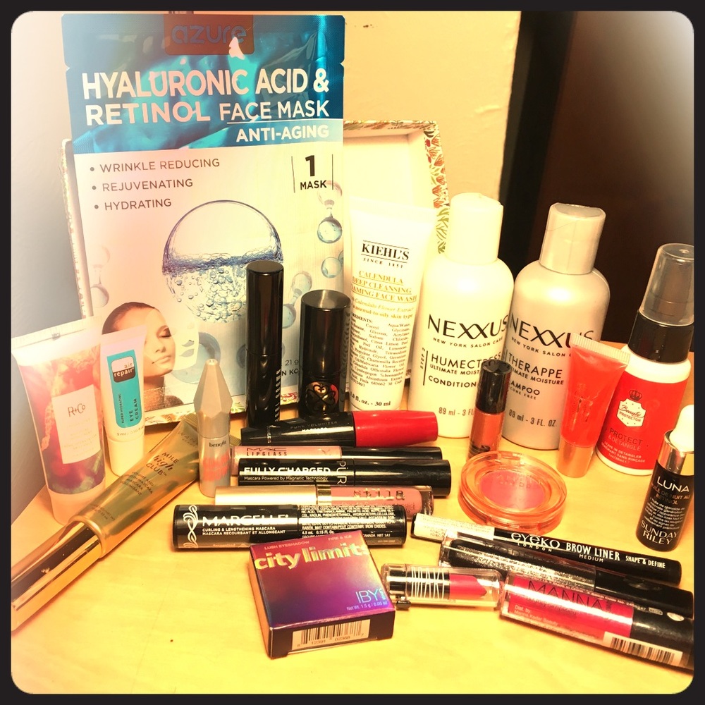 Luxury Beauty and Cosmetic Samples Variety